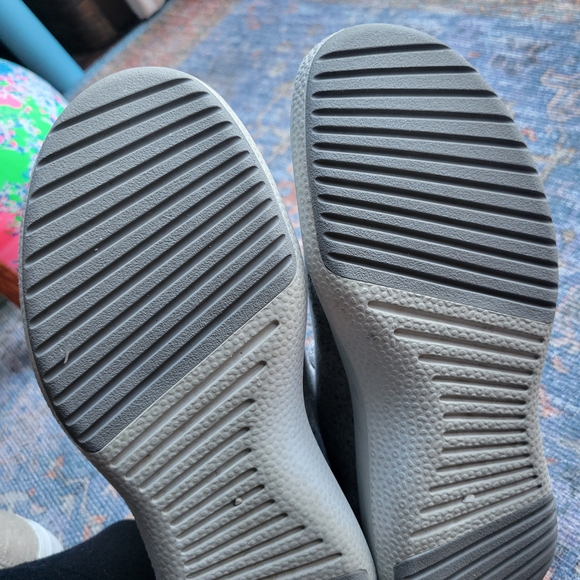 Allbirds Women's Wool Sneakers - Picture 5 of 6